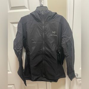 Black Arcteryx Atom mens